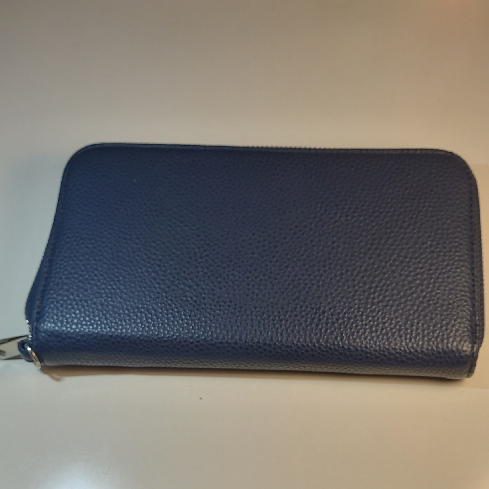 Jewell Blue Pebbled Leather Continental Wallet